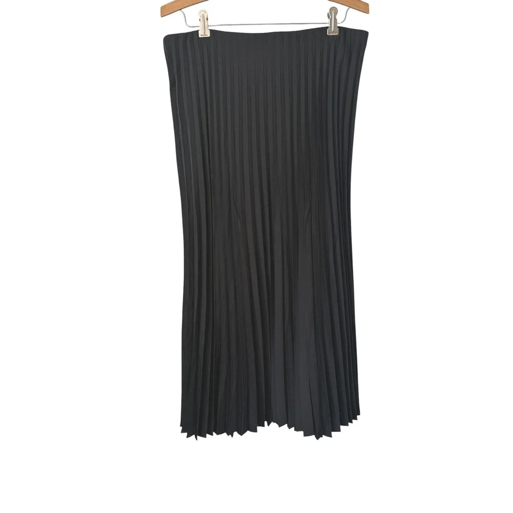 J.Crew Gwyneth pleated slip skirt black size medium